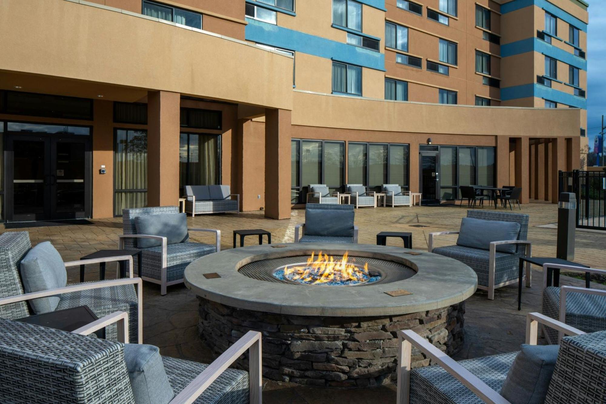 Hotel Courtyard By Marriott Jackson Airport/Pearl Exteriér fotografie