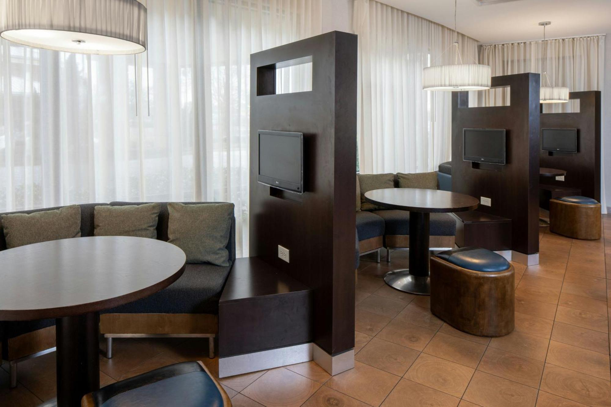 Hotel Courtyard By Marriott Jackson Airport/Pearl Exteriér fotografie